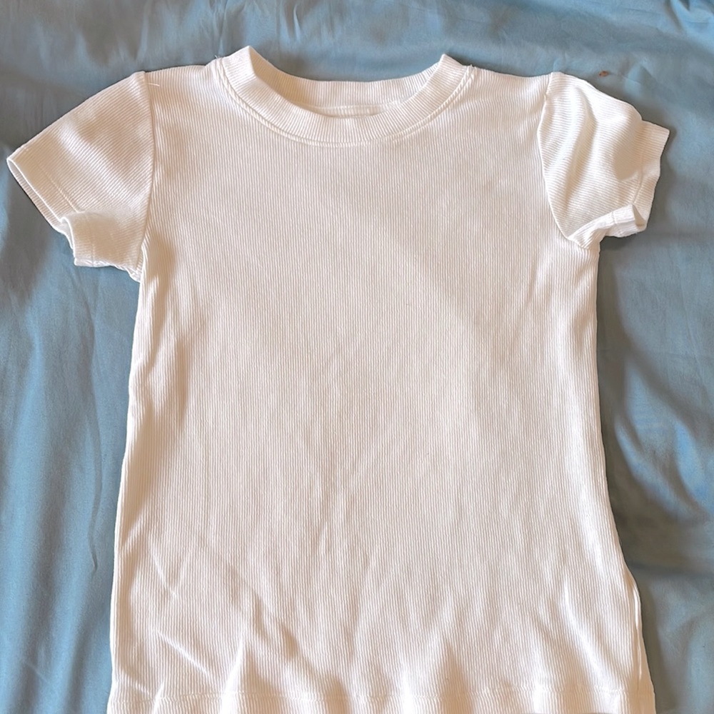 White ripped t shirt light weight really nice feel